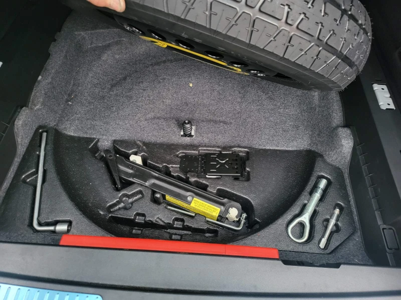 Mercedes-Benz ML 320 СУВ, снимка 16 - Автомобили и джипове - 51768674