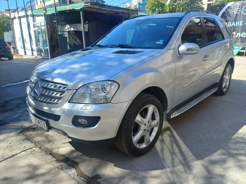 Mercedes-Benz ML 320 СУВ, снимка 2 - Автомобили и джипове - 51768674