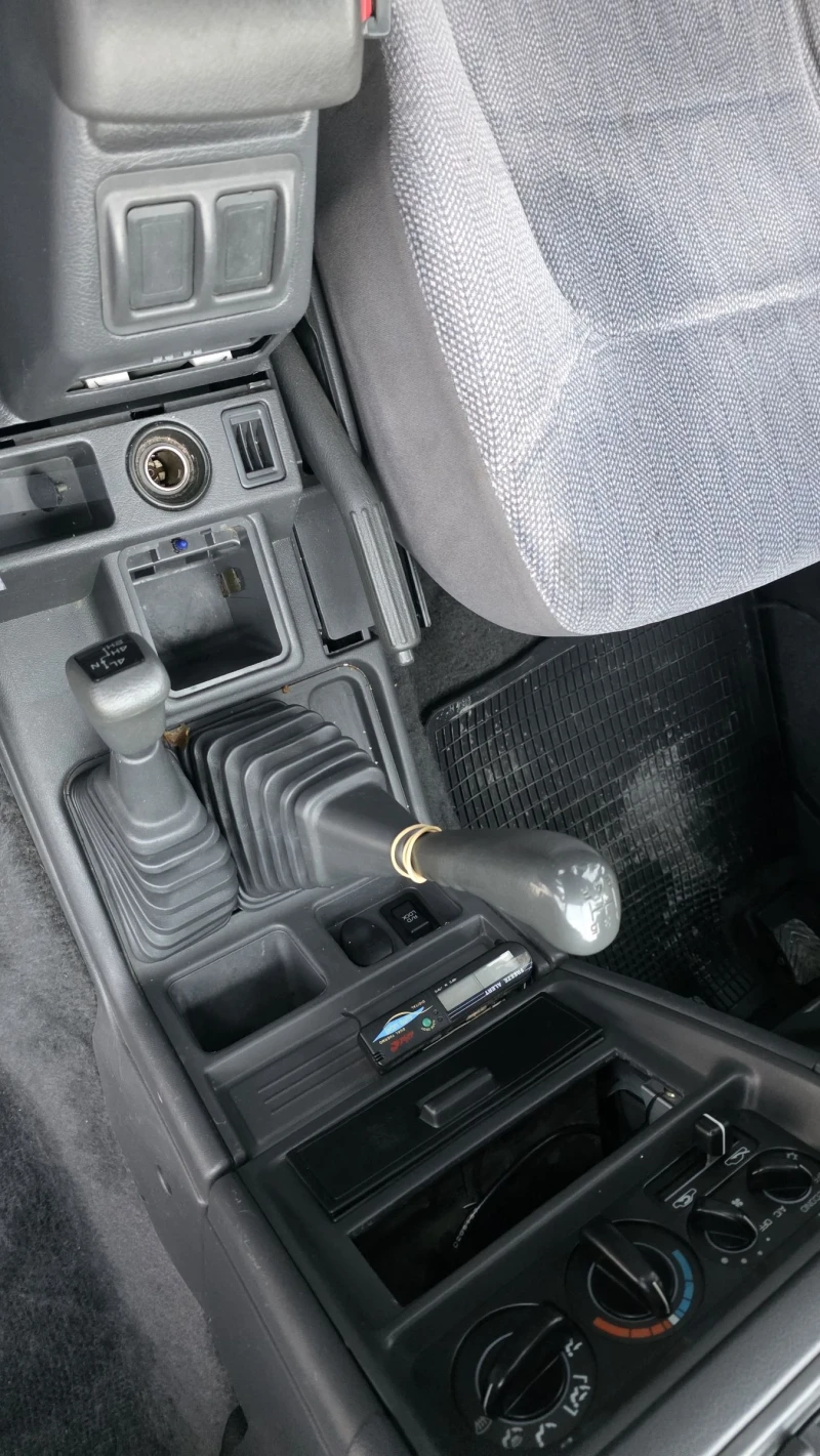 Mitsubishi Pajero 2, 5 4Х4Климатик, снимка 8 - Автомобили и джипове - 52329059