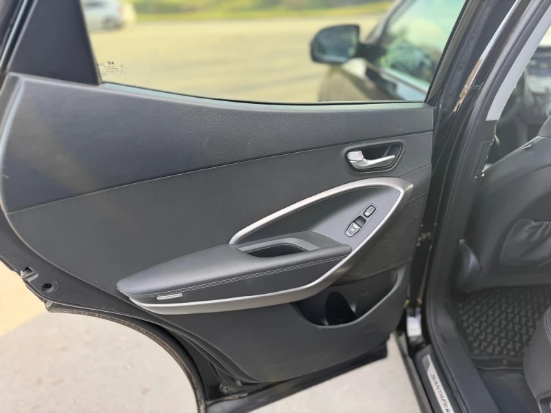 Hyundai Santa fe, снимка 6 - Автомобили и джипове - 52848059