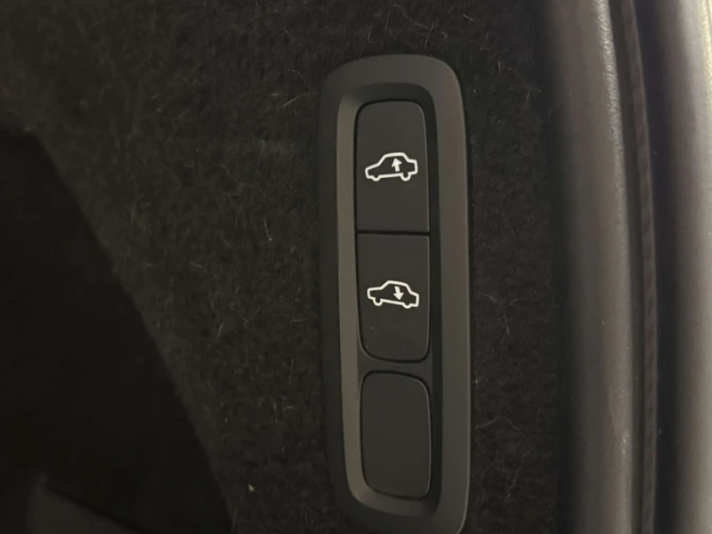 Volvo Xc90 * R Design * CARFAX * ЦЕНА ДО БГ, снимка 13 - Автомобили и джипове - 53047102