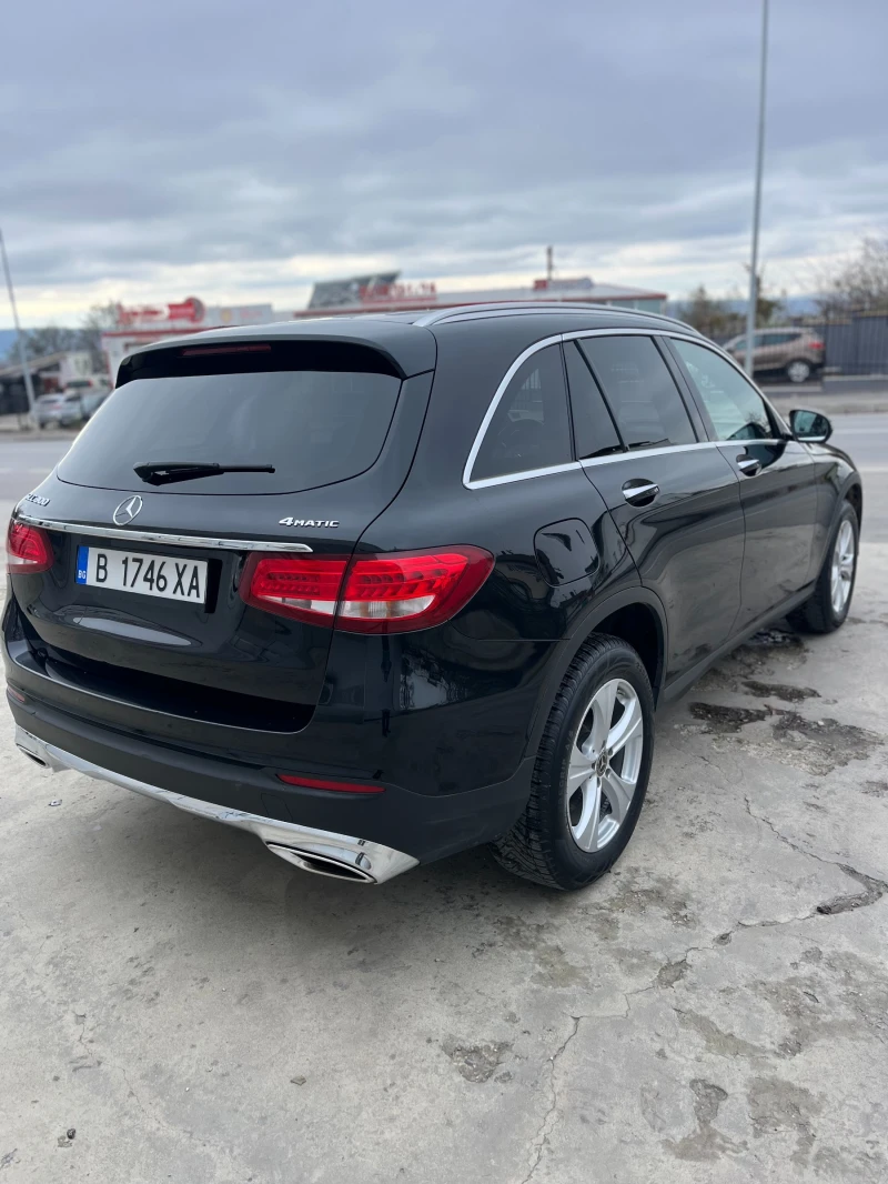 Mercedes-Benz GLC 300 4 matic, снимка 4 - Автомобили и джипове - 53271874