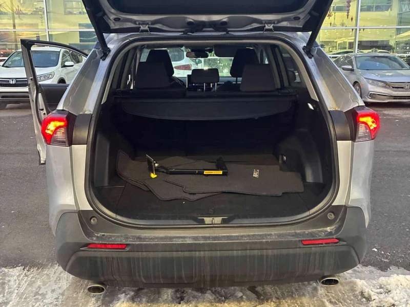 Toyota Rav4 * Hybrid XLE * CARFAX * ЦЕНА ДО БГ, снимка 16 - Автомобили и джипове - 53510421