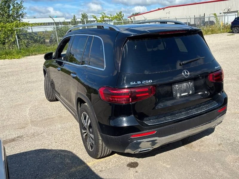 Mercedes-Benz GLB 250 * 4MATIC * CARFAX * ОПЦИЯ ЗА ФИНАНСИРАНЕ, снимка 6 - Автомобили и джипове - 55812401
