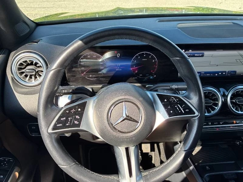 Mercedes-Benz GLB 250 * 4MATIC * CARFAX * ОПЦИЯ ЗА ФИНАНСИРАНЕ, снимка 9 - Автомобили и джипове - 55812401