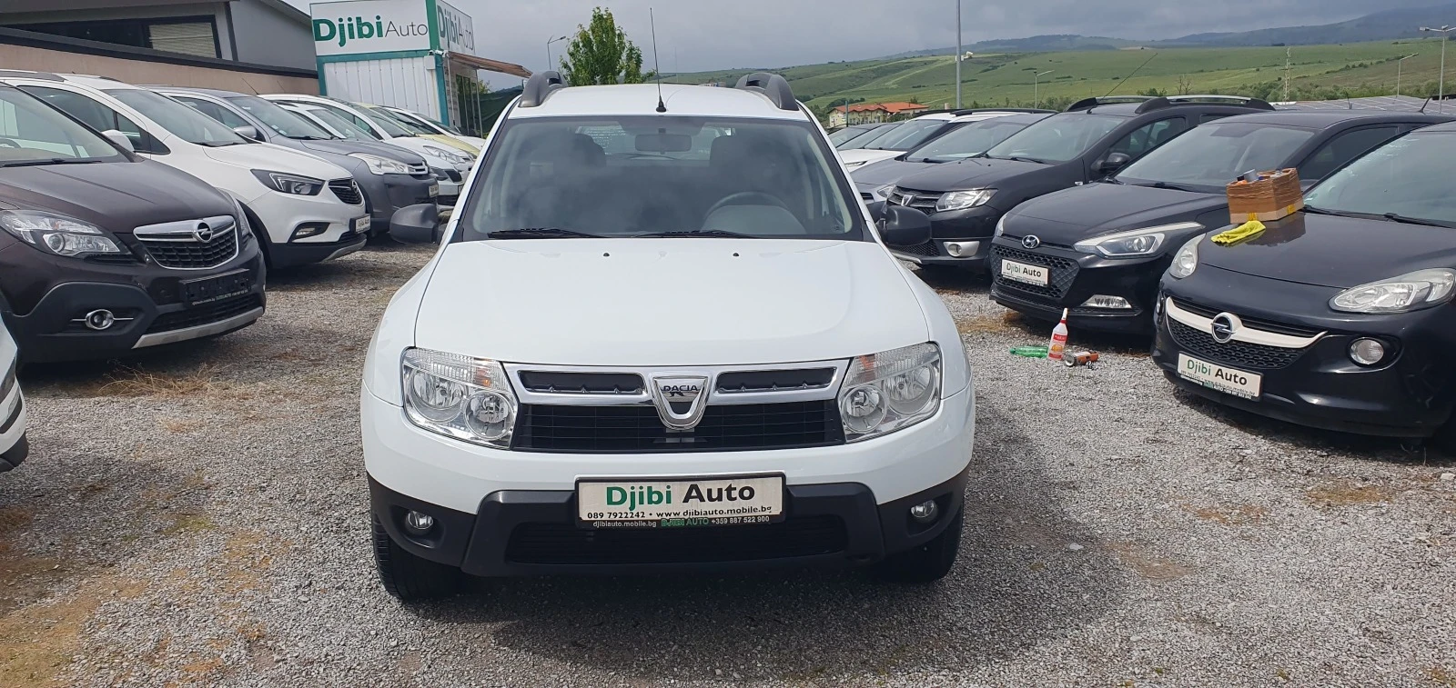 Dacia Duster 1.6I-ГАЗ-178000км!!! - изображение 2