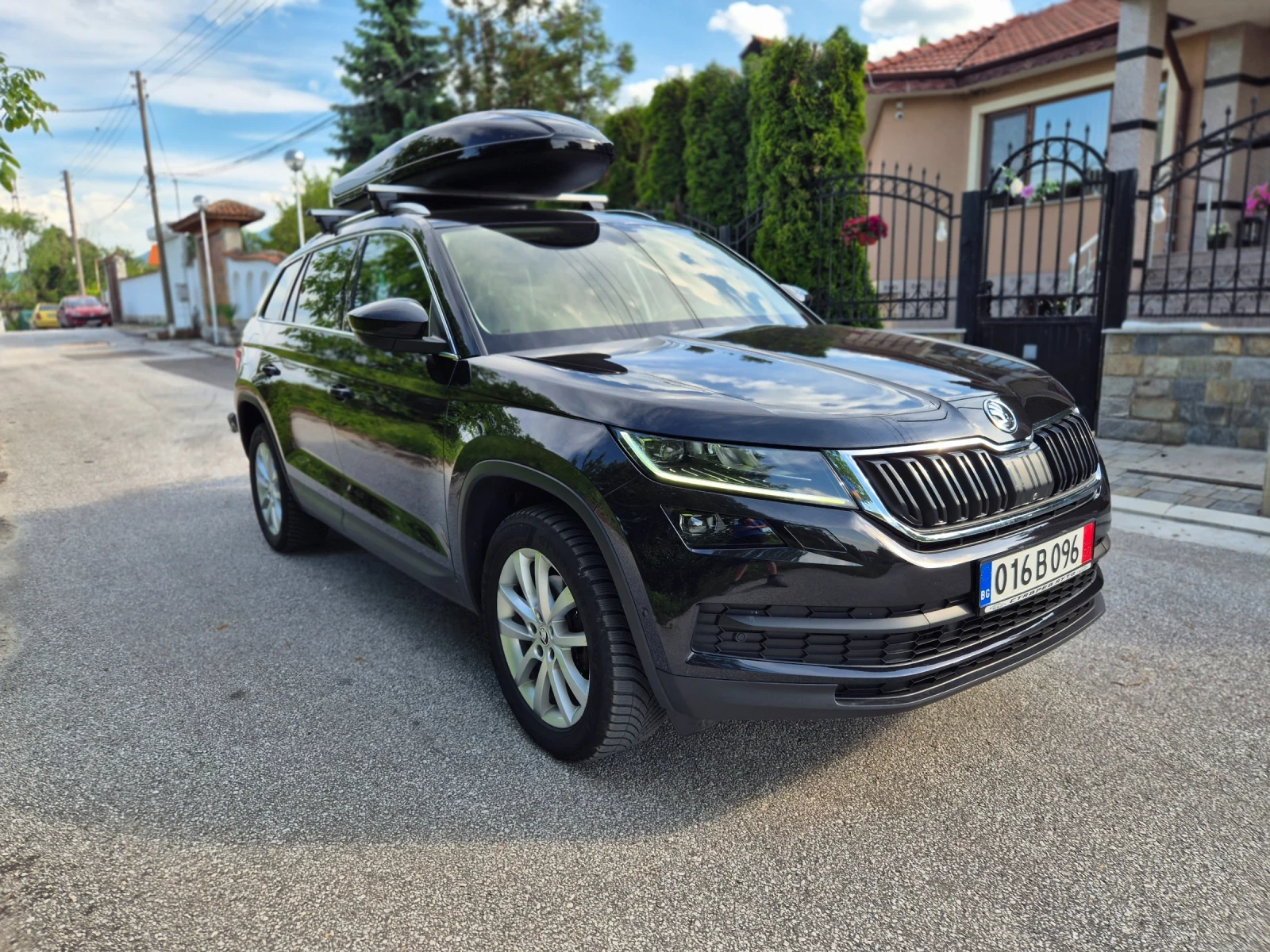 Skoda Kodiaq 2.0D / 4x4 / 7места / +  - изображение 2