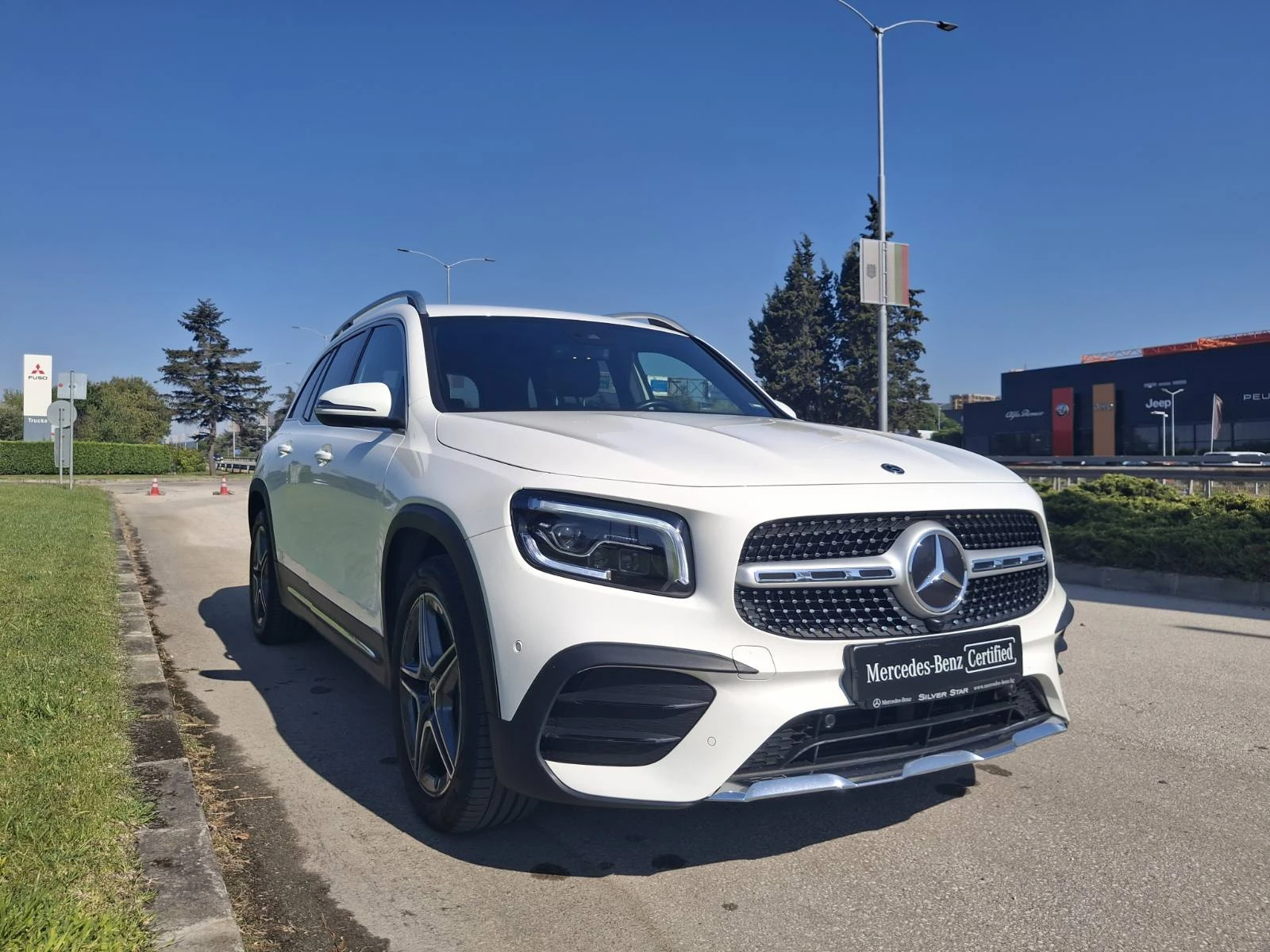 Mercedes-Benz GLB 250 4MATIC 6+ 1 - изображение 3