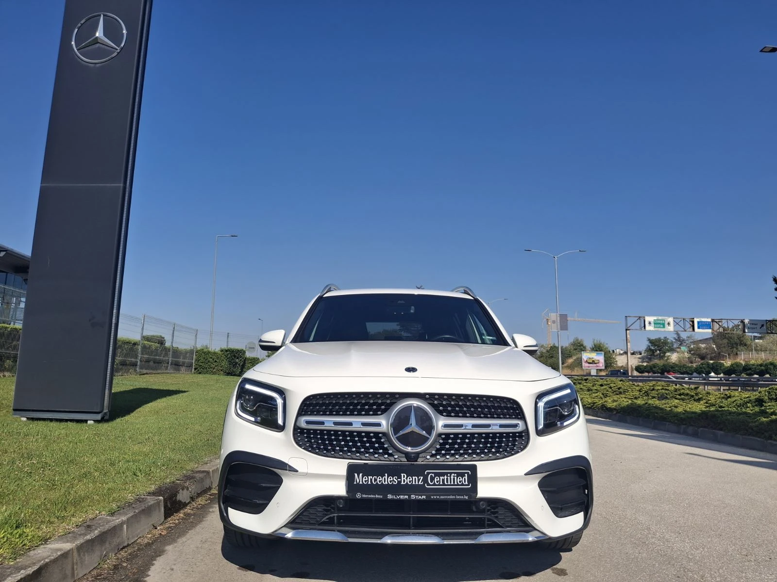 Mercedes-Benz GLB 250 4MATIC 6+ 1 - изображение 2
