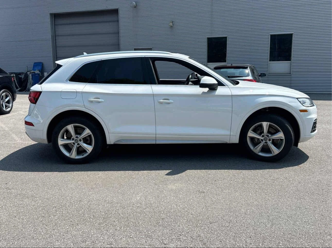 Audi Q5 Progressiv * ОБДУХВАНЕ* CARFAX*  - изображение 5