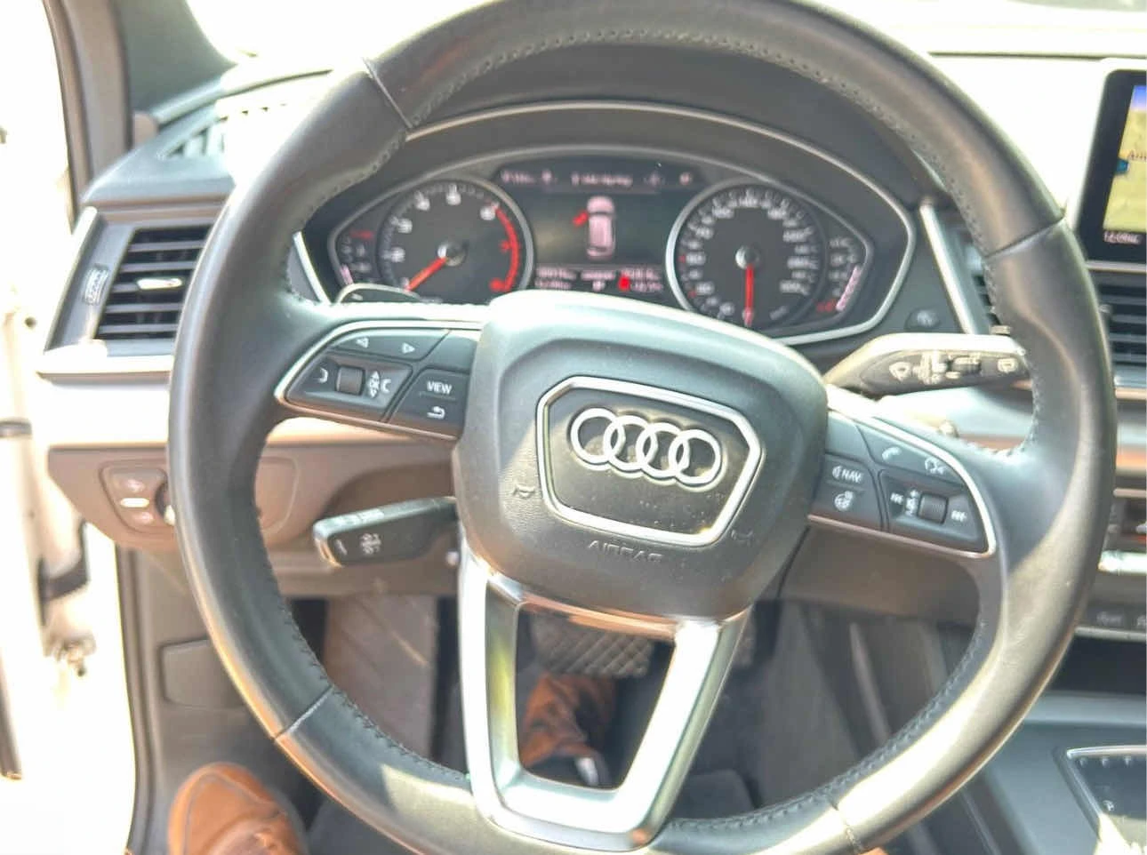 Audi Q5 Progressiv * ОБДУХВАНЕ* CARFAX*  - изображение 9