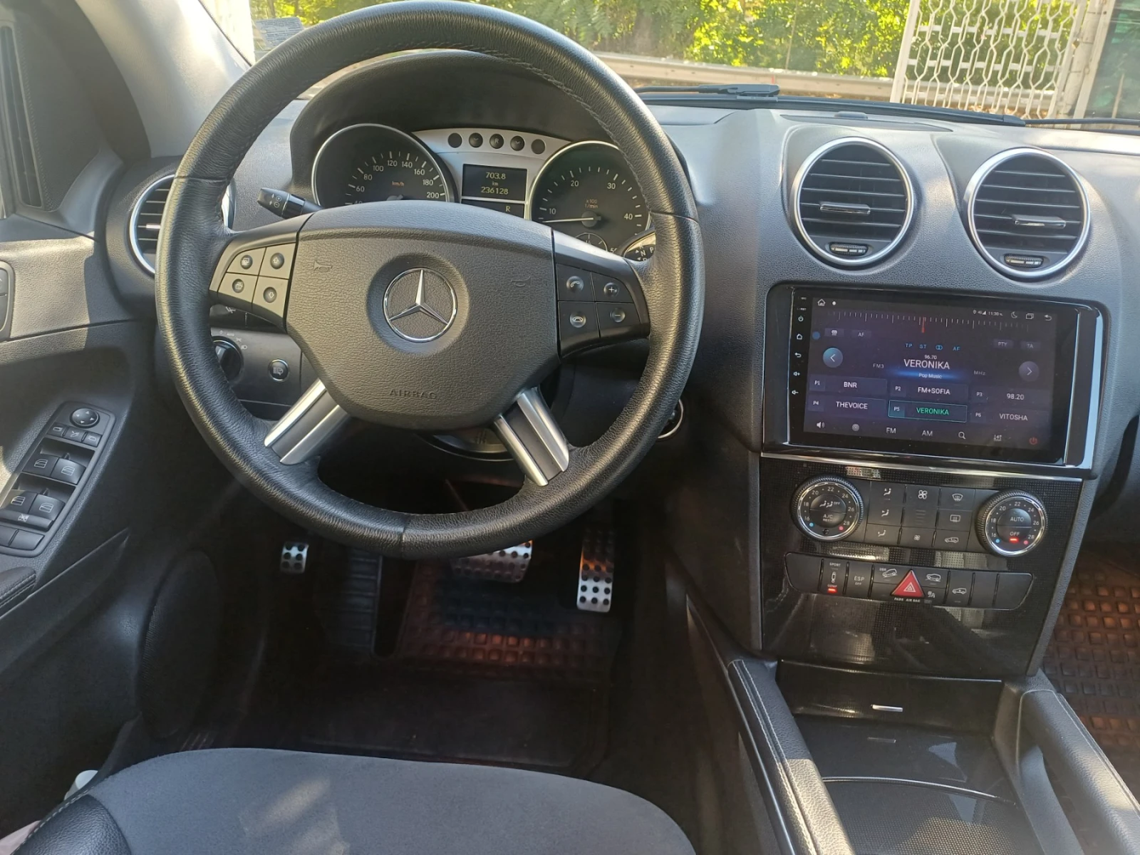 Mercedes-Benz ML 320  | Mobile.bg   12