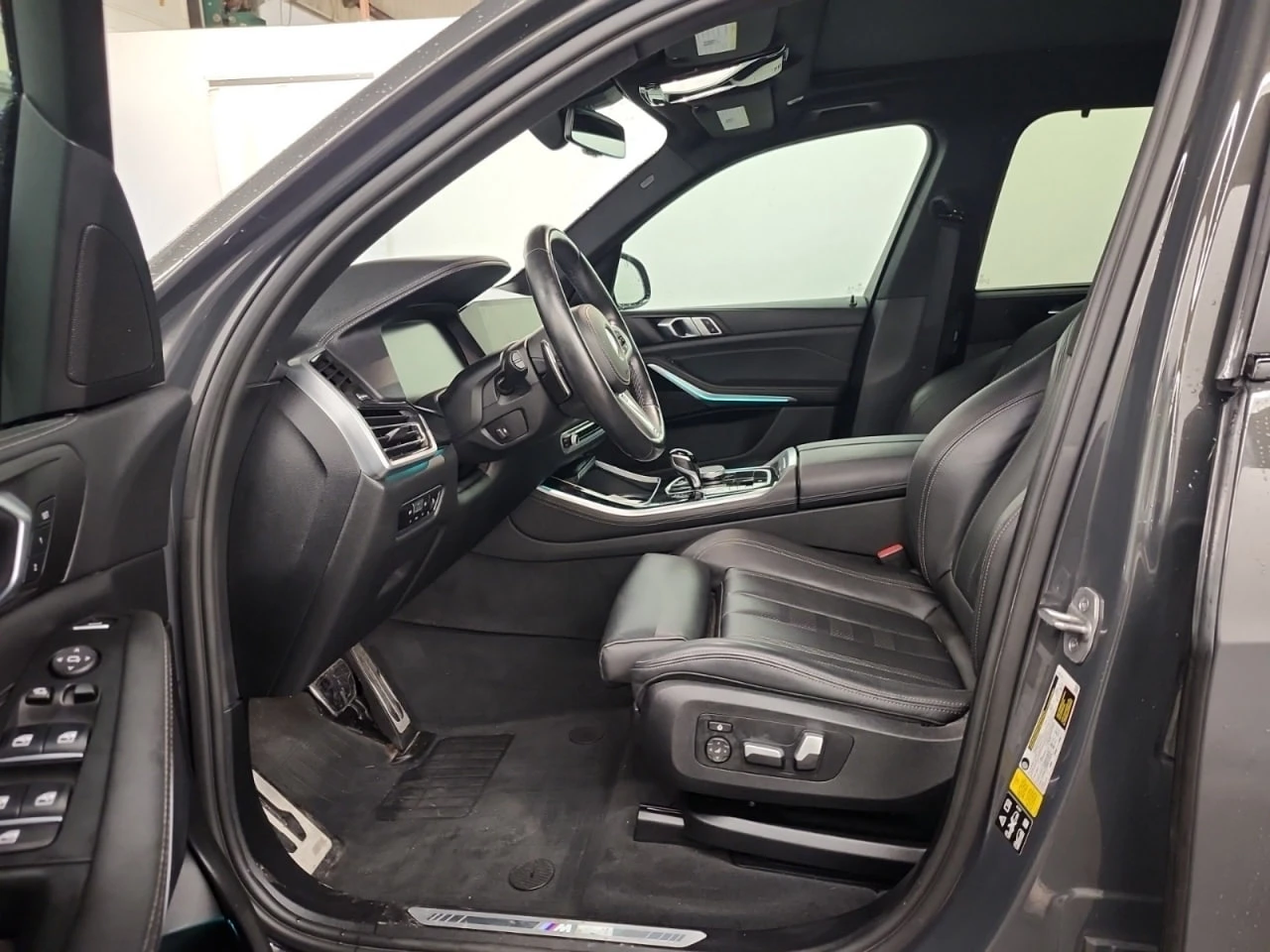 BMW X5 * АВТО КРЕДИТ* ЦЕНА ДО БГ * СЕРВИЗНА ИСТОРИЯ *  - изображение 7