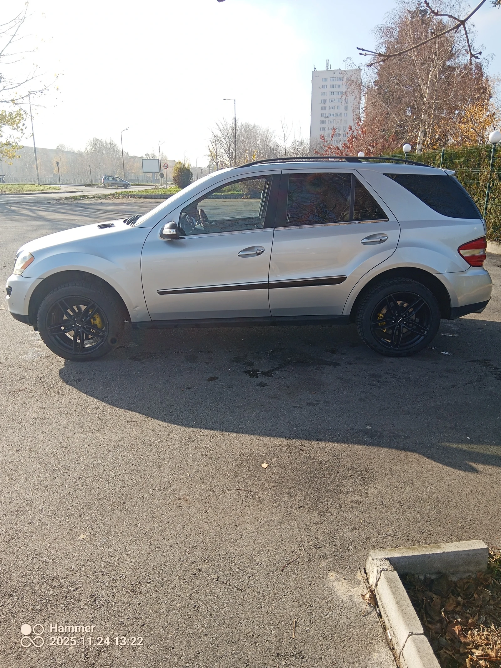 Mercedes-Benz ML 500  - изображение 2