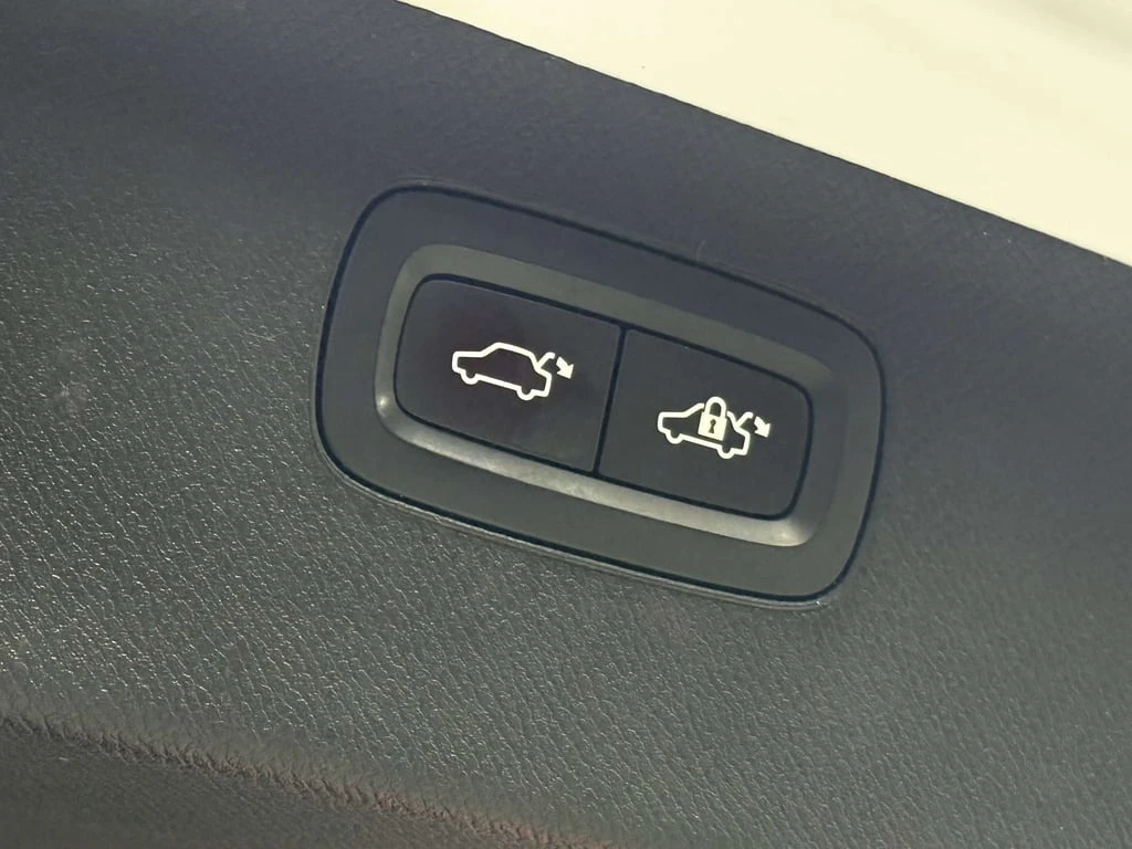 Volvo Xc90 * R Design * CARFAX * ���� �� �� | Mobile.bg � ����������� 15