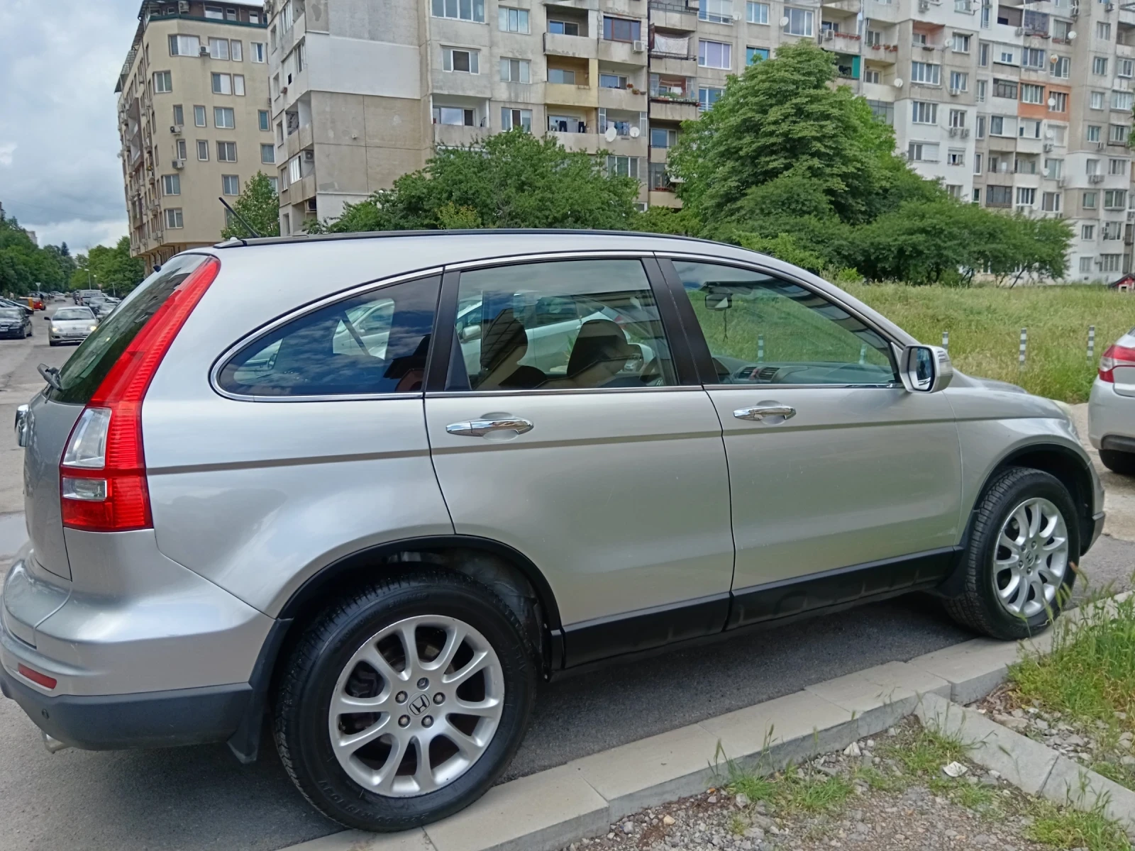 Honda Cr-v, снимка 5 - Автомобили и джипове - 54754080