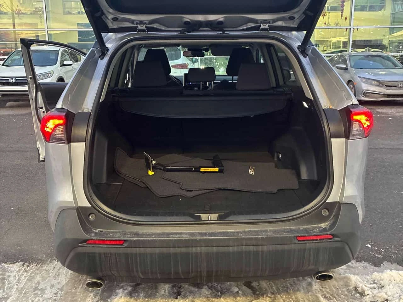 Toyota Rav4 * Hybrid XLE * CARFAX * ���� �� �� | Mobile.bg � ����������� 16