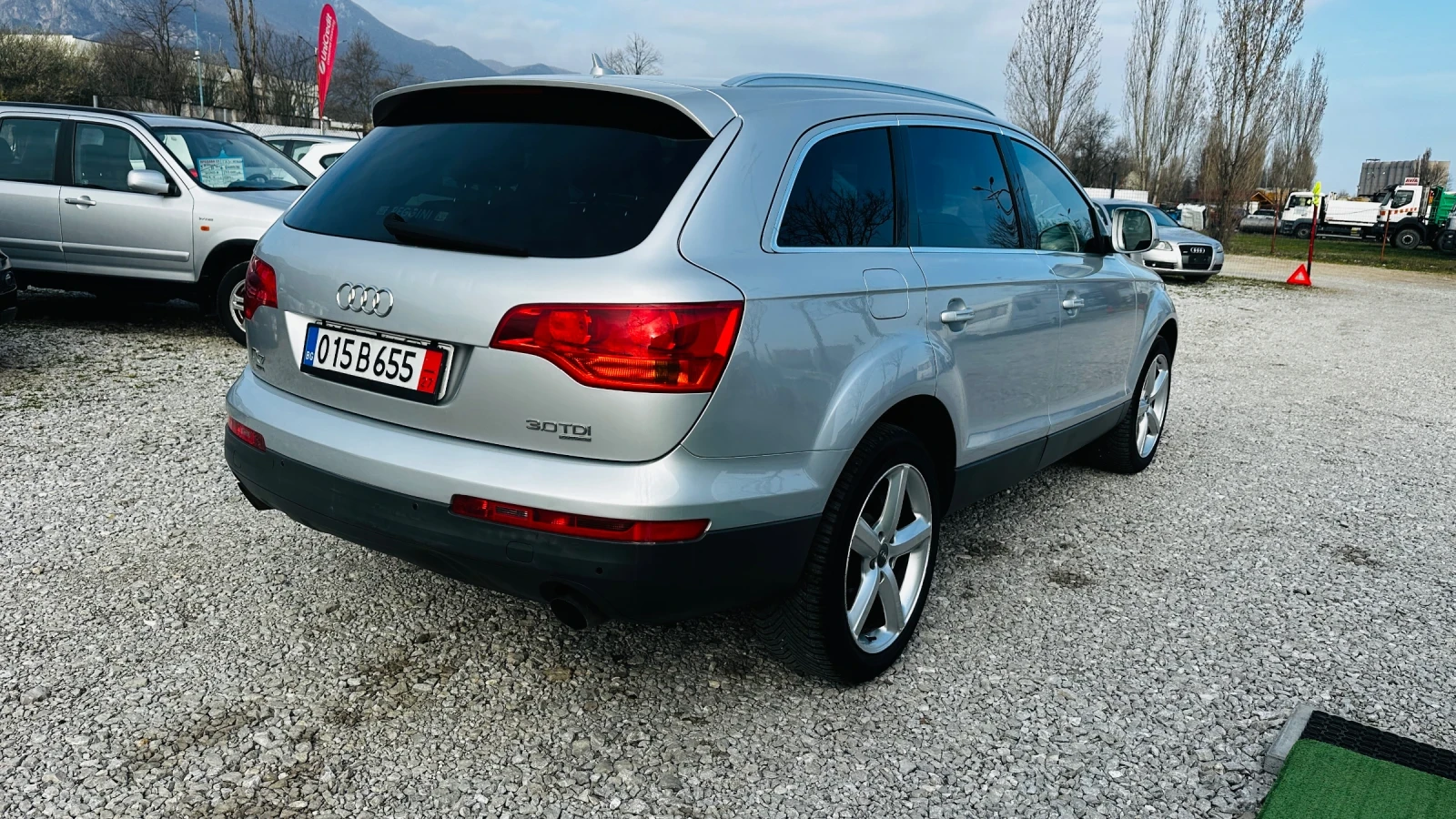 Audi Q7 3.0tdi-Sline-7места quattro , снимка 4 - Автомобили и джипове - 53564271
