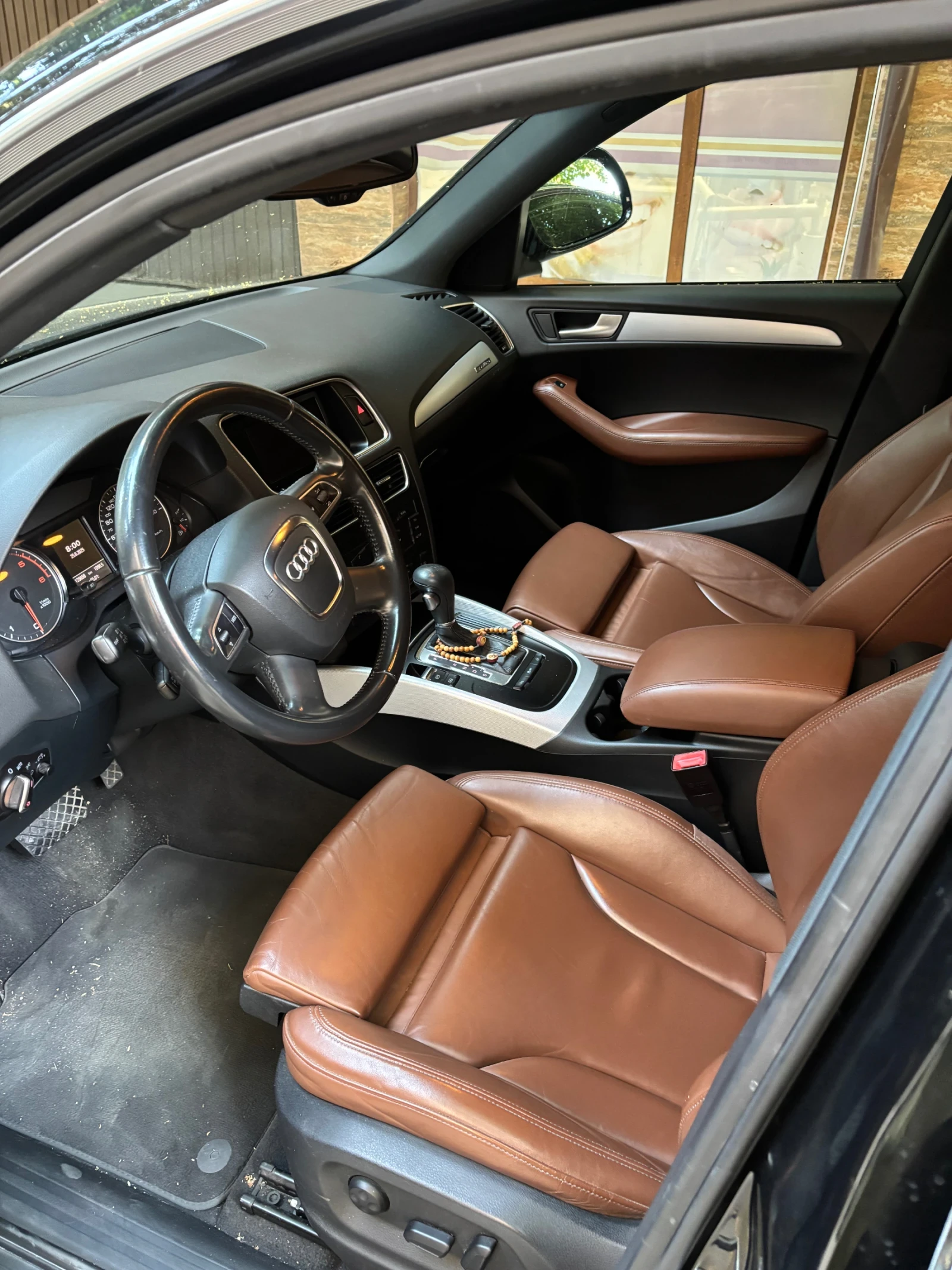 Audi Q5 Quattro, снимка 6 - Автомобили и джипове - 54185898