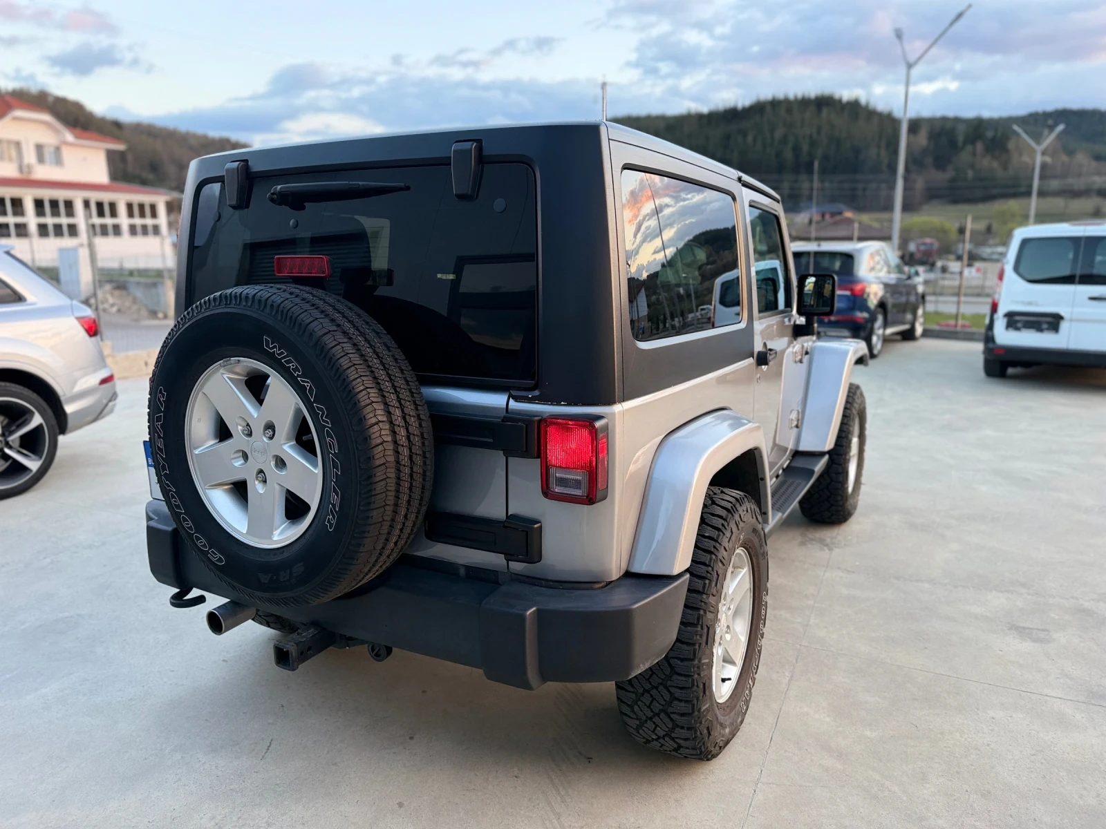 Jeep Wrangler 3.6 Automatic, снимка 4 - Автомобили и джипове - 54239447