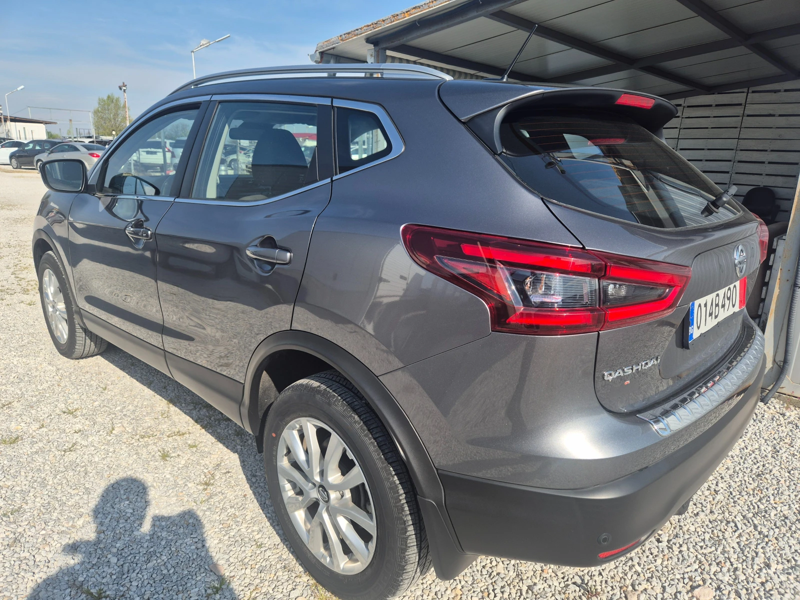 Nissan Qashqai 2.0 Benzin  Автоматик, снимка 4 - Автомобили и джипове - 54252585