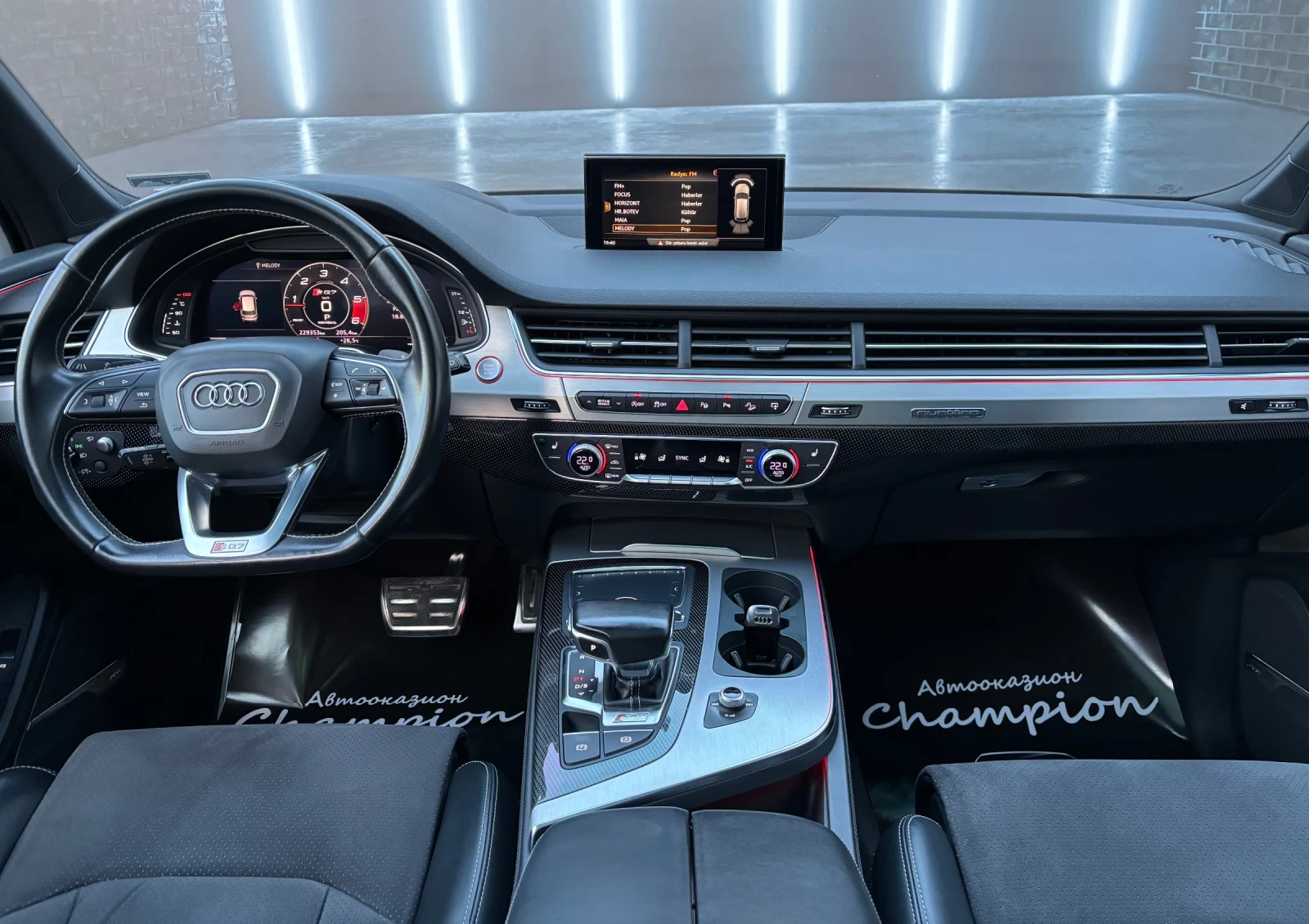 Audi SQ7 S-Line, снимка 10 - Автомобили и джипове - 54499530
