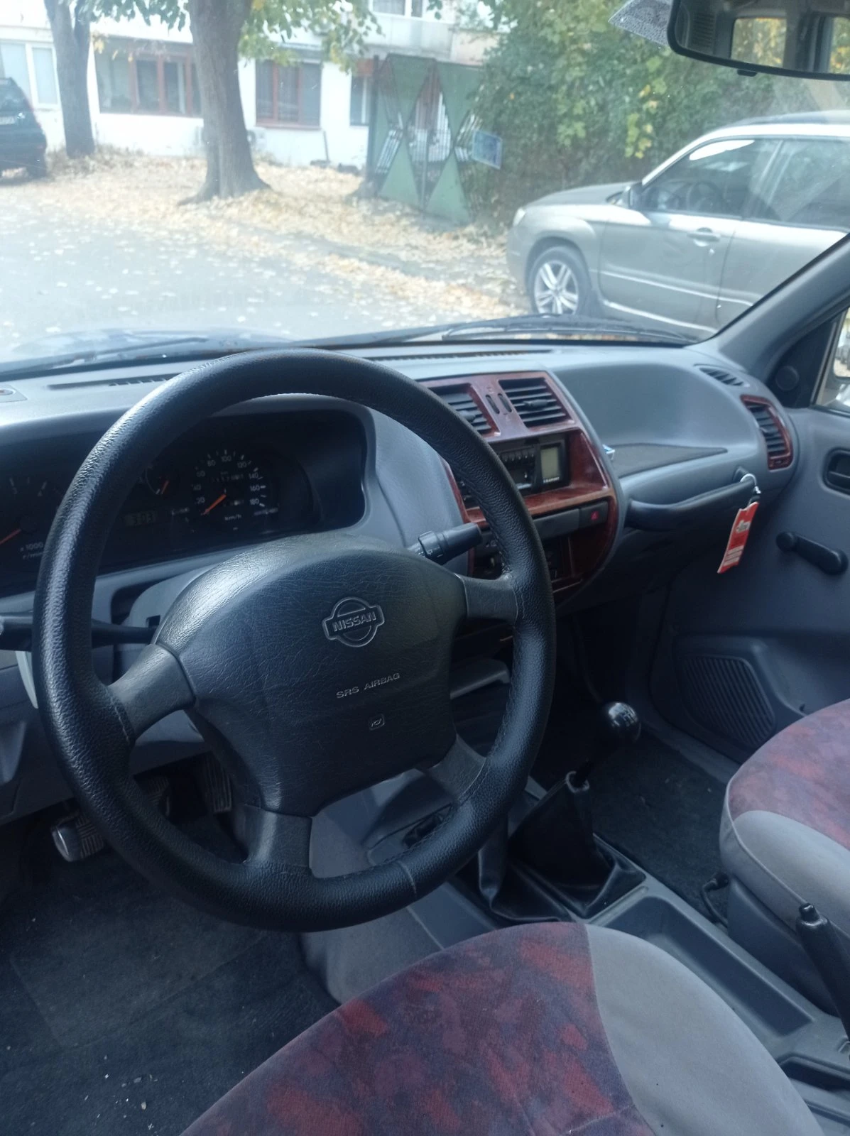 Nissan Terrano 2, снимка 5 - Автомобили и джипове - 54579957