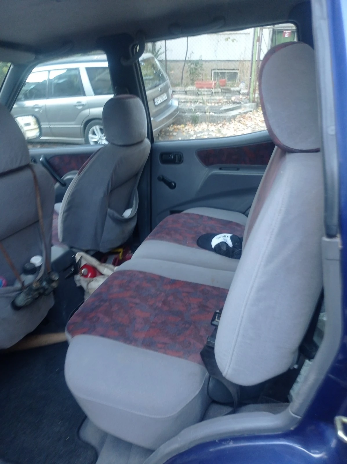Nissan Terrano 2, снимка 4 - Автомобили и джипове - 54579957