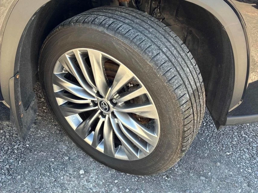 Toyota Highlander Limited* 360* Обдух* Pano* 6+ 1* Keyless* Подгрев*, снимка 6 - Автомобили и джипове - 55235056