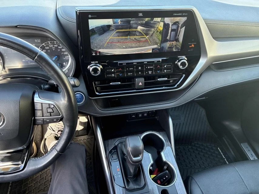 Toyota Highlander Limited* 360* Обдух* Pano* 6+ 1* Keyless* Подгрев*, снимка 9 - Автомобили и джипове - 55235056