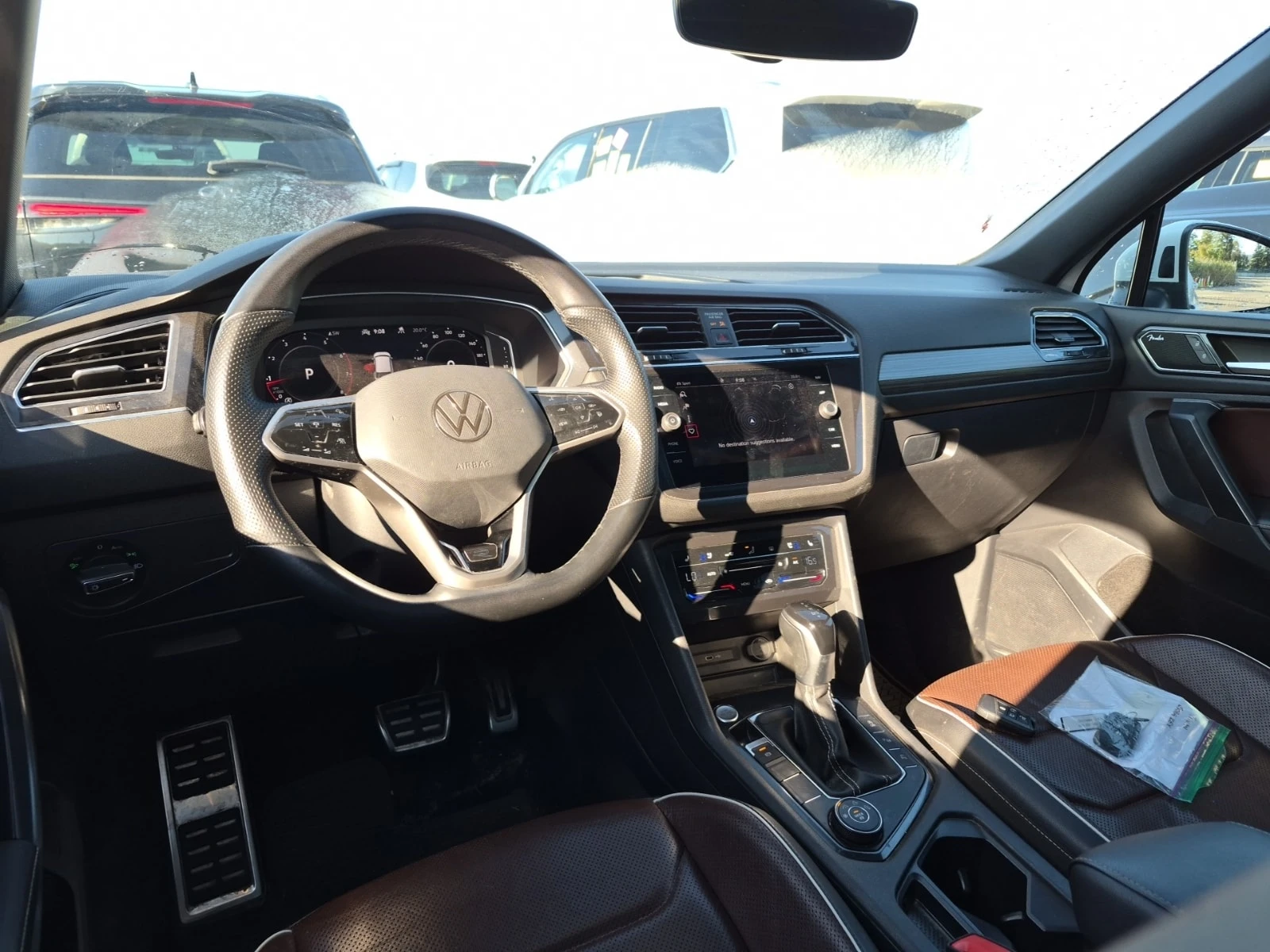 VW Tiguan HIGHLINE R LINE/CARFAX/7 МЕСТА/ПОДГРЕВ/ОБДУХ/ПАНО/, снимка 10 - Автомобили и джипове - 55992148