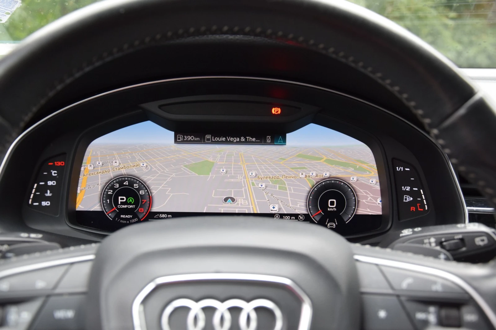 Audi Q8 55 TFSI MHEV, снимка 17 - Автомобили и джипове - 56271350