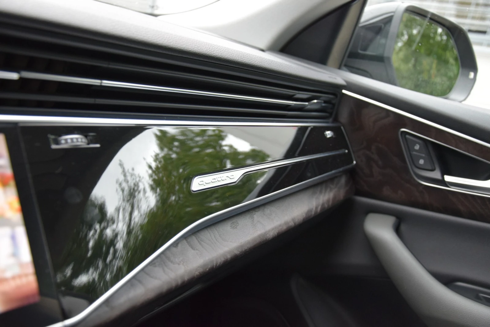 Audi Q8 55 TFSI MHEV, снимка 10 - Автомобили и джипове - 56271350