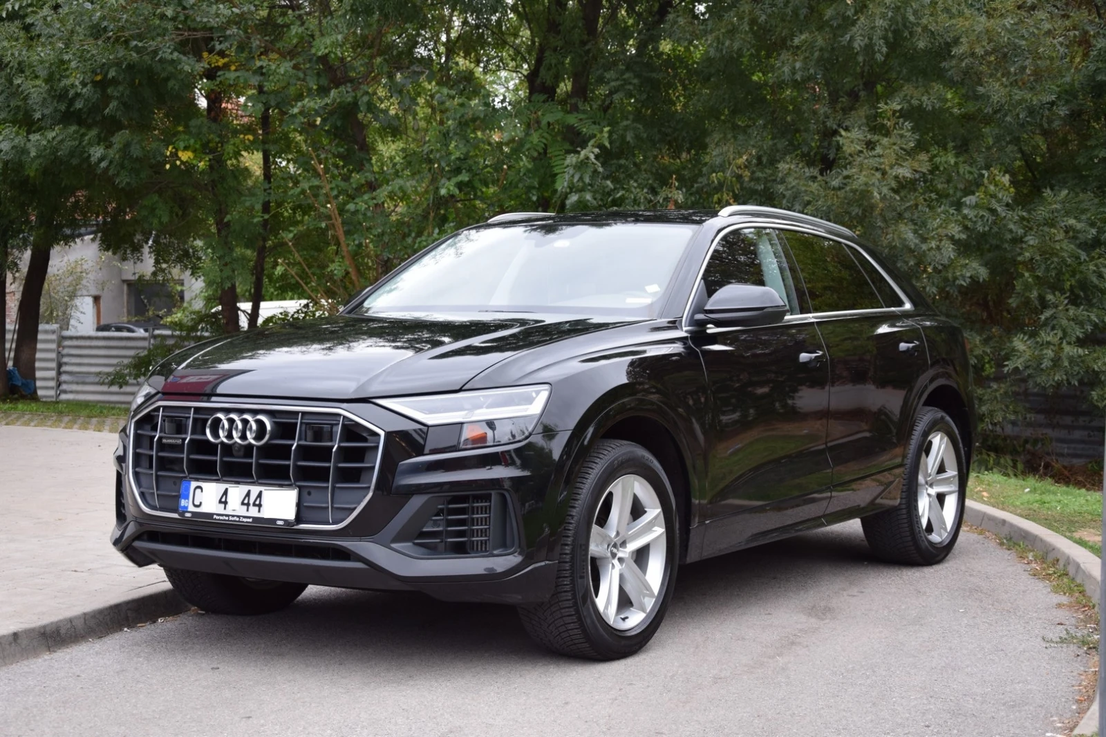 Audi Q8 55 TFSI MHEV, снимка 2 - Автомобили и джипове - 56271350