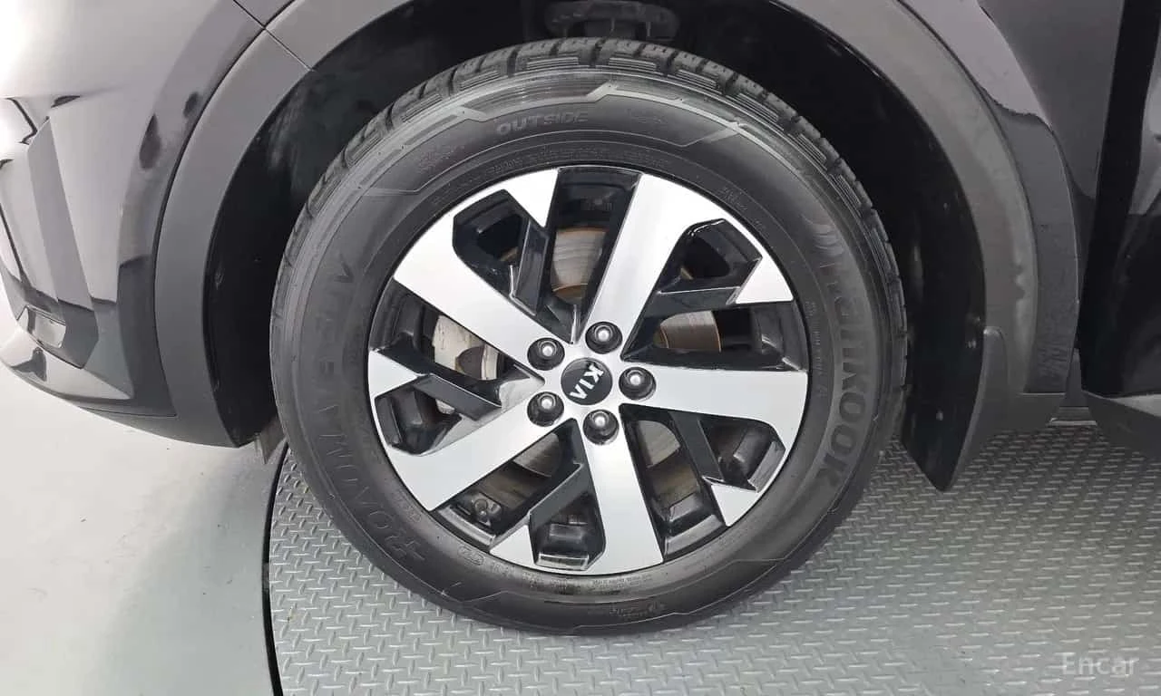 Kia Sorento * Diesel 2.2 4WD * , снимка 5 - Автомобили и джипове - 56715261
