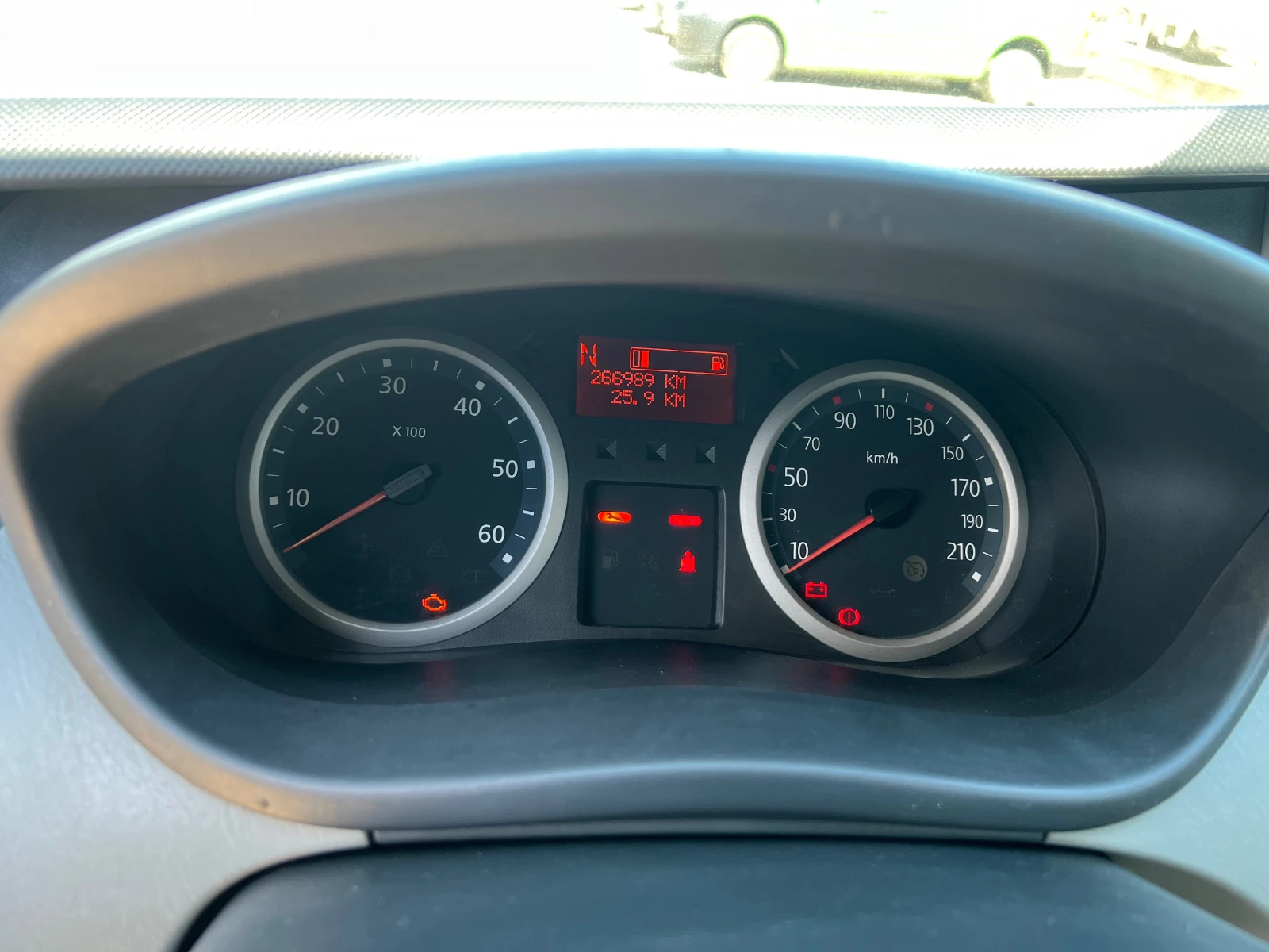 Renault Trafic 6 места , снимка 6 - Бусове и автобуси - 54864180