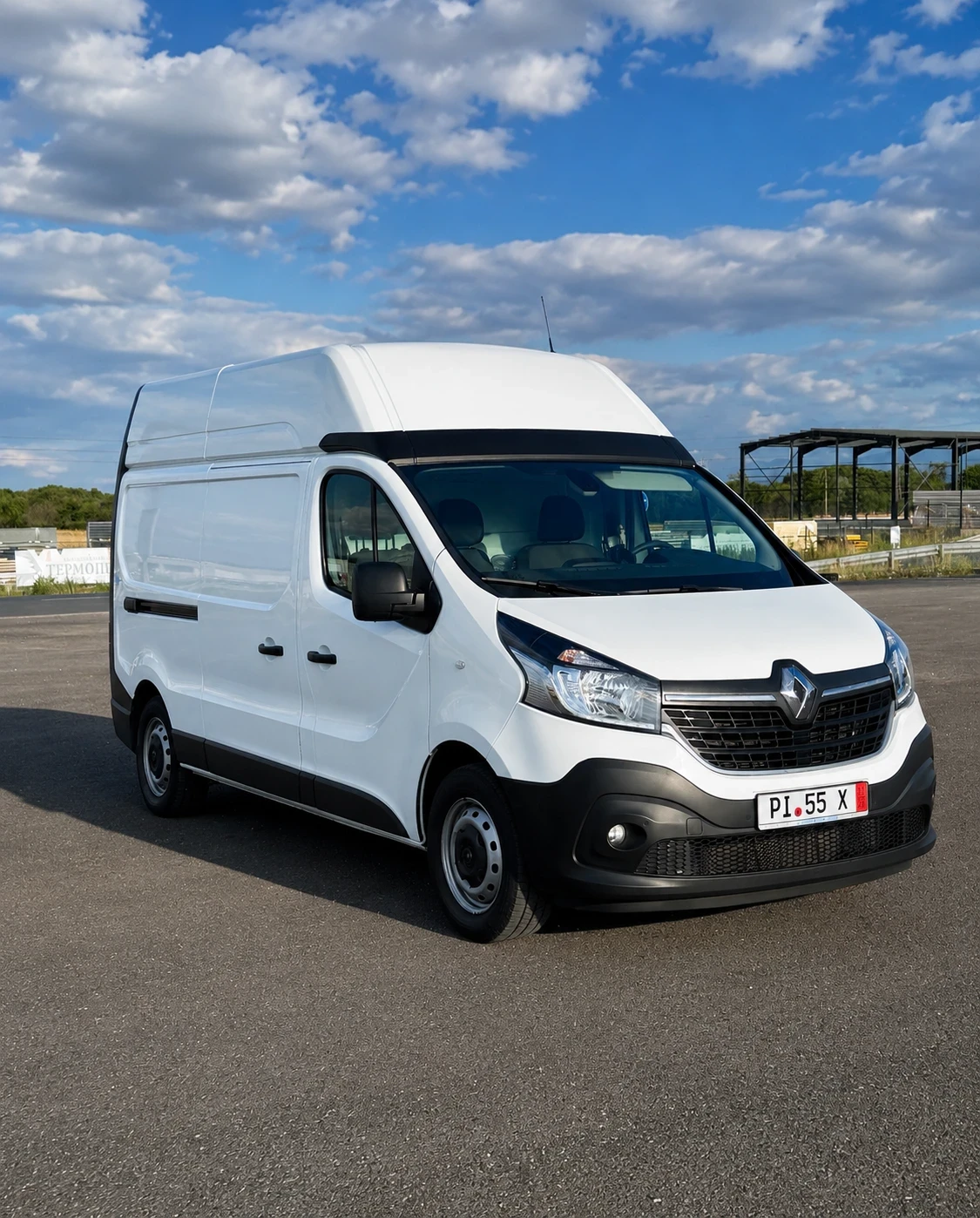 Renault Trafic 2.49т. БЕЗ ТАХОГРАФ (4ЕП) 2.0dci