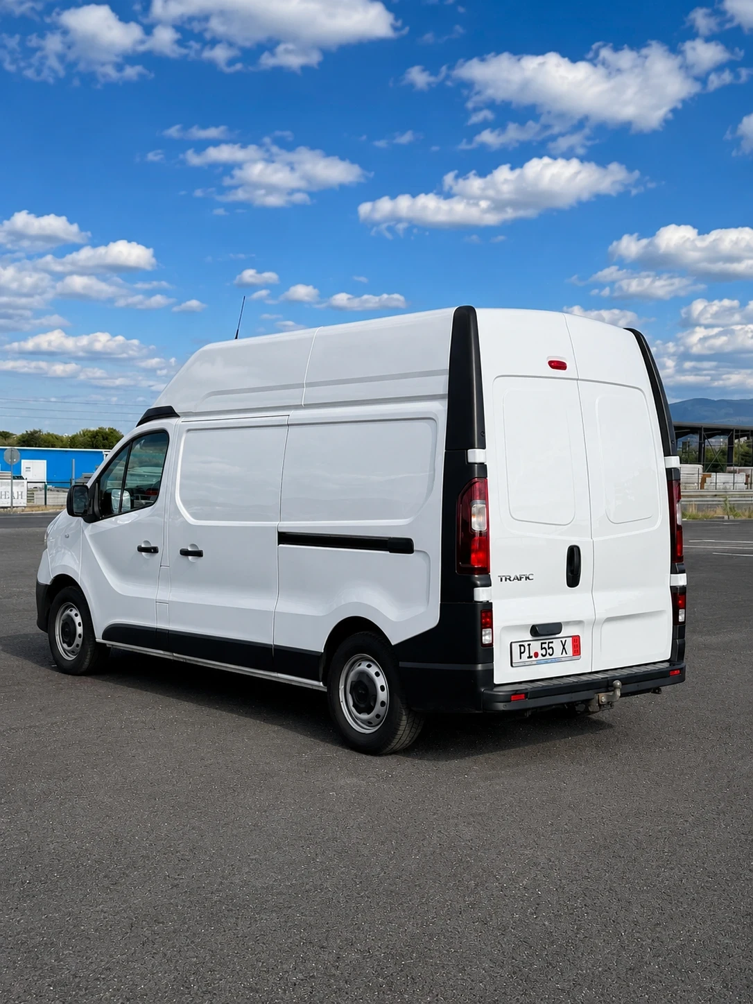 Renault Trafic 2.49т. БЕЗ ТАХОГРАФ (4ЕП) 2.0dci, снимка 5 - Бусове и автобуси - 55421960
