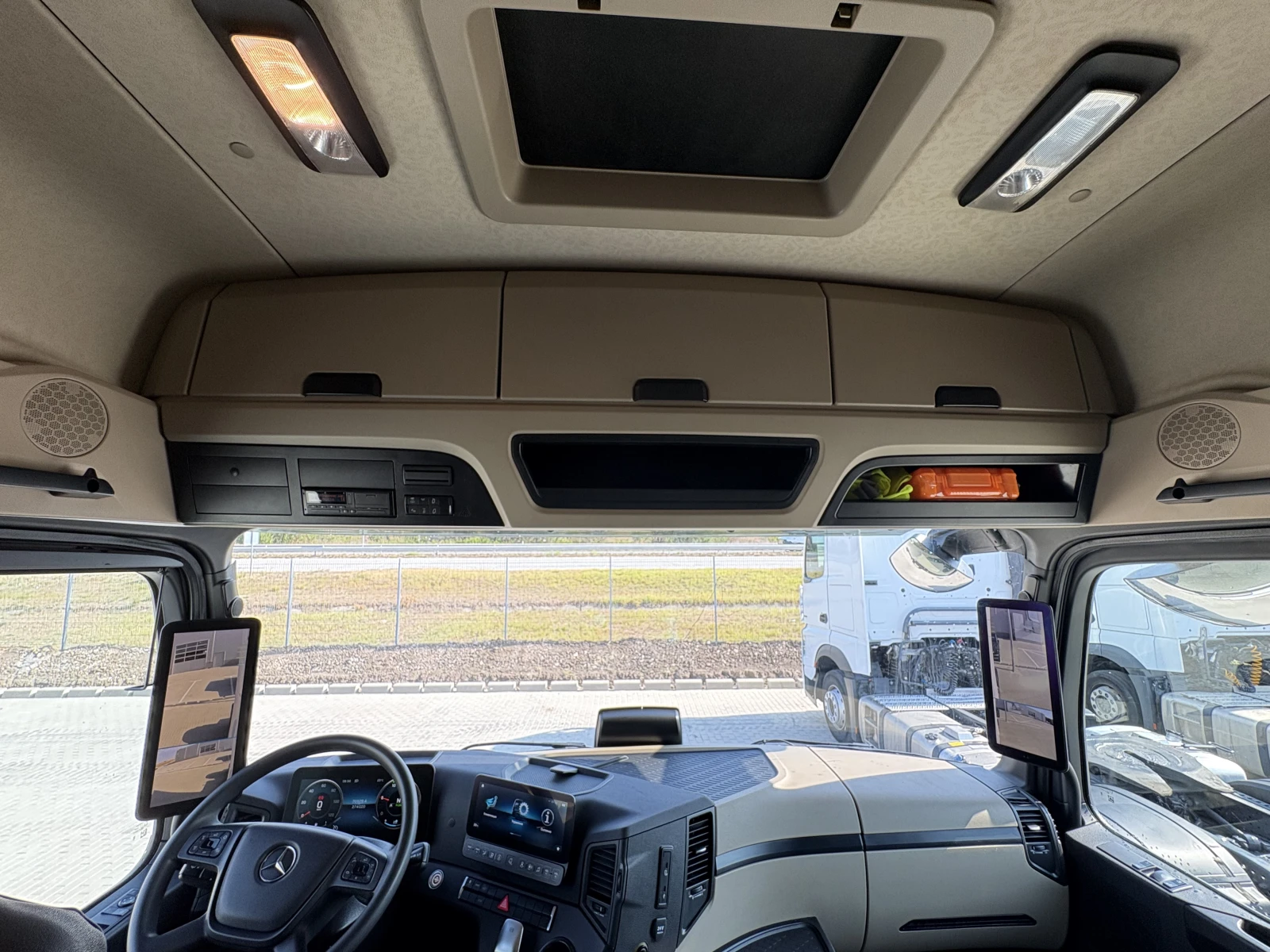Mercedes-Benz Actros 1845 LS Big Space, снимка 12 - Камиони - 55748319