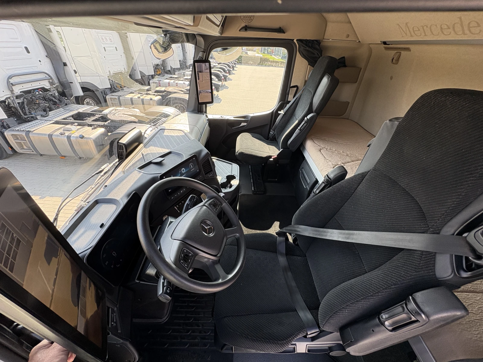 Mercedes-Benz Actros 1845 LS Big Space, снимка 9 - Камиони - 55748319