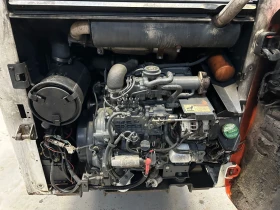 Мини челни товарачи Bobcat T 190, снимка 8