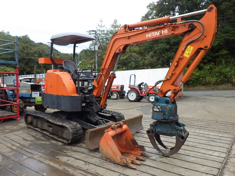 Багер Hitachi ZX35U, снимка 2 - Индустриална техника - 50358508