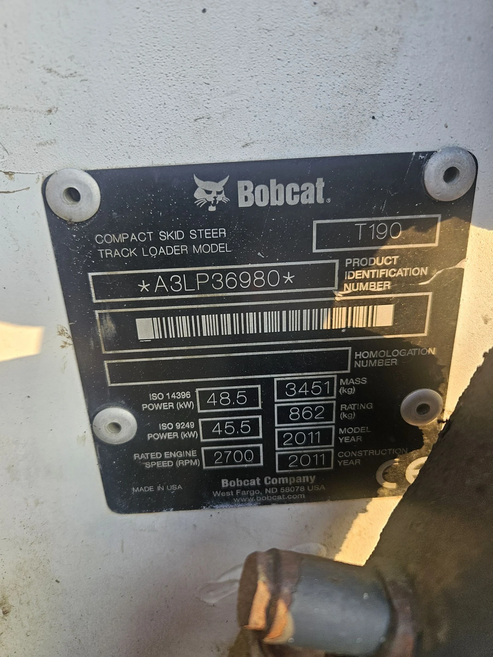 Мини челни товарачи Bobcat T 190 - изображение 6