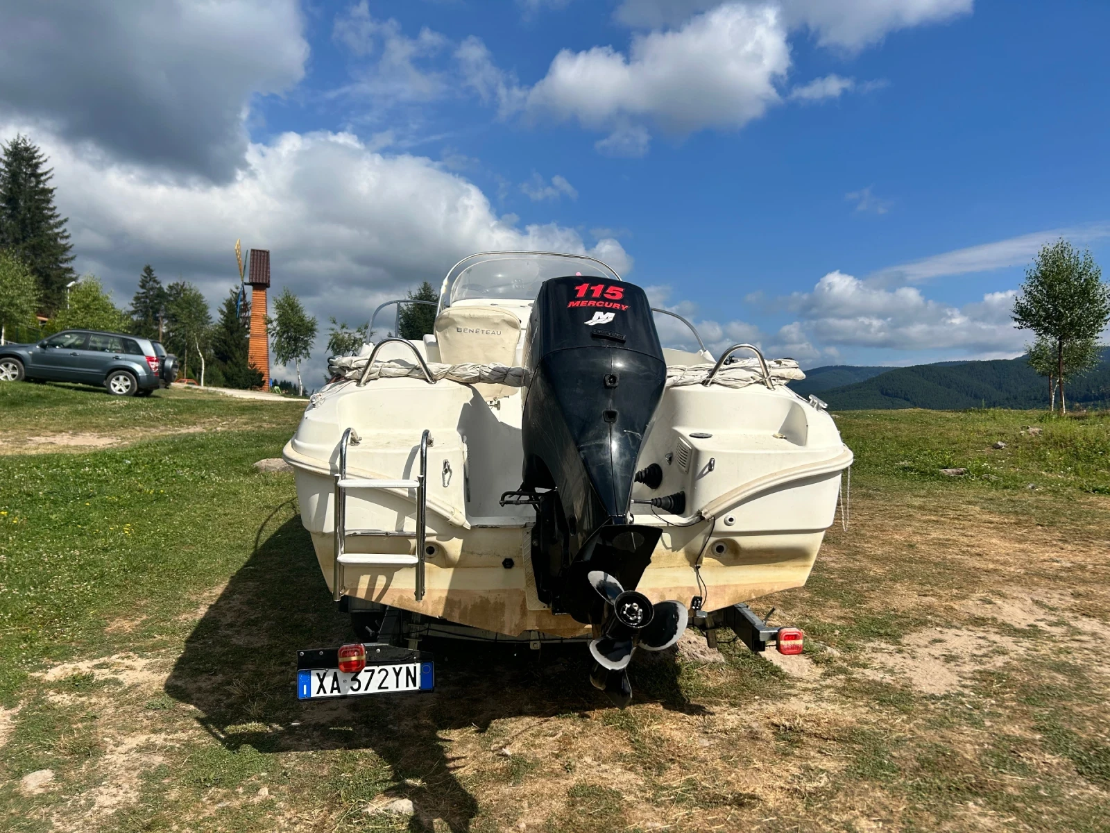 Моторна яхта Beneteau Flayer, снимка 7 - Воден транспорт - 55669978