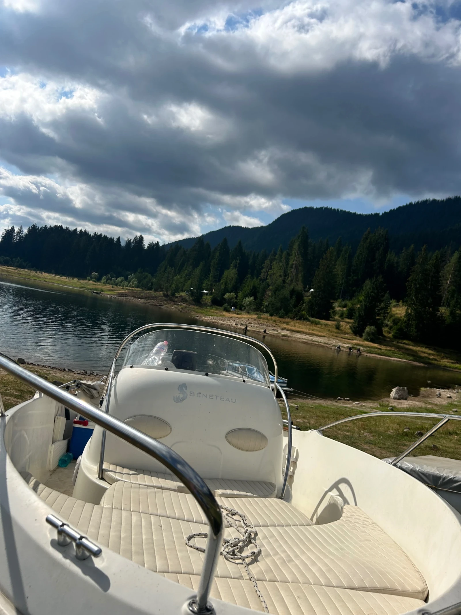 Моторна яхта Beneteau Flayer, снимка 2 - Воден транспорт - 55669978