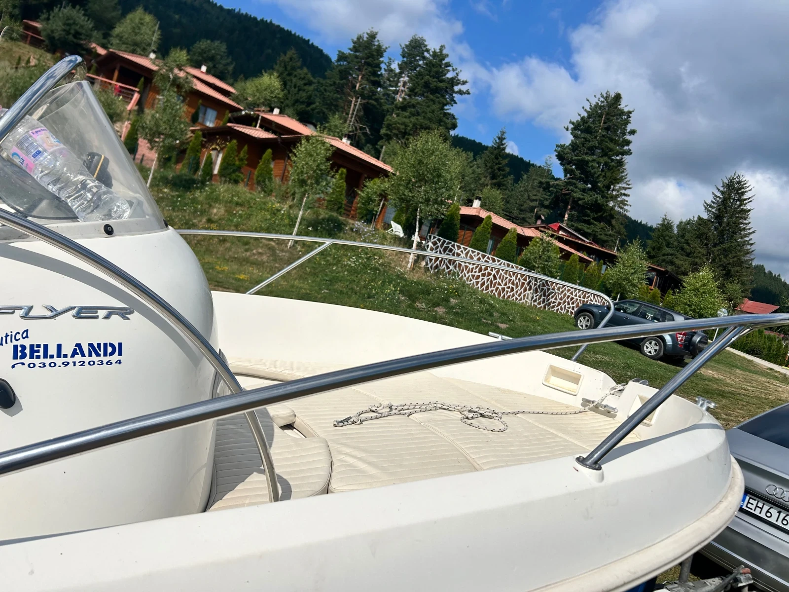 Моторна яхта Beneteau Flayer, снимка 4 - Воден транспорт - 55669978
