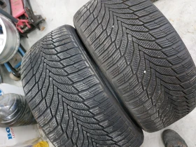 Гуми Зимни 255/45R18, снимка 1 - Гуми и джанти - 48791790