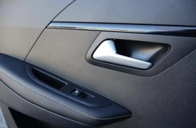 Peugeot 208 GT Premiere 50kWh, снимка 15