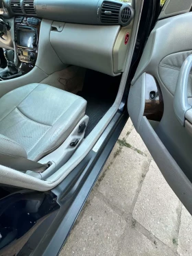 Mercedes-Benz C 220 W203, снимка 8