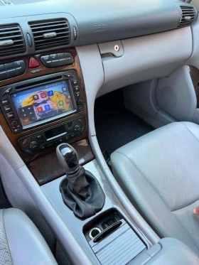 Mercedes-Benz C 220 W203, снимка 13